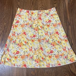 EUC Express Floral Skirt, size 4